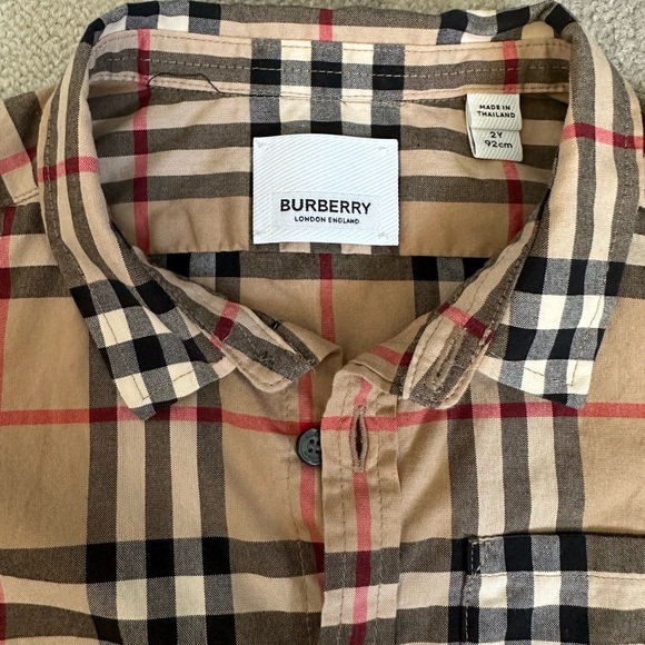 ⛔️ SOLD⛔️ Kids Burberry Shirt 2Y/2T - Picture 2 of 6